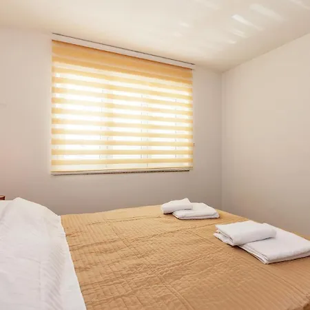 Amazing In With 2 Bedrooms&wifi * Crikvenica