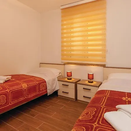 Amazing In With 2 Bedrooms&wifi Appartement *