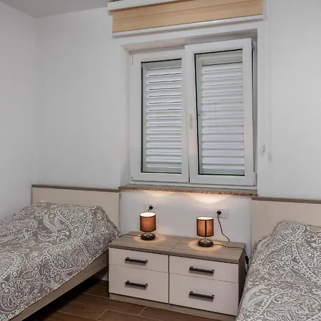 Beach Front Apartment In Crikvenica Lejlighed *