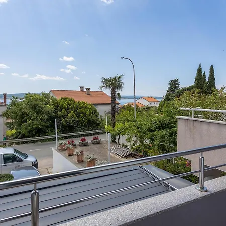 Amazing In With 2 Bedrooms&wifi * Crikvenica