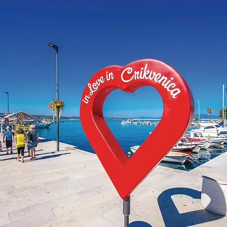 Daire Beach Front Apartment In Crikvenica Crikvenica